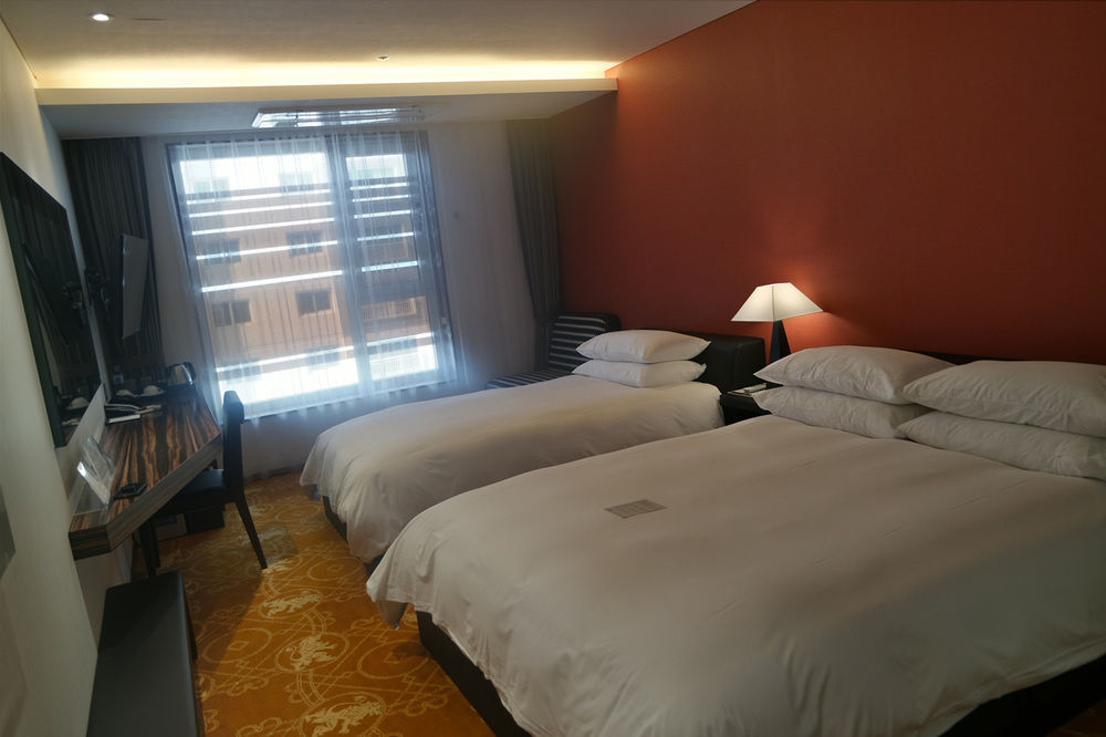 Hotel Leo Jeju Exterior foto